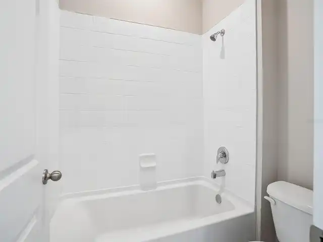 Listing Photo 32