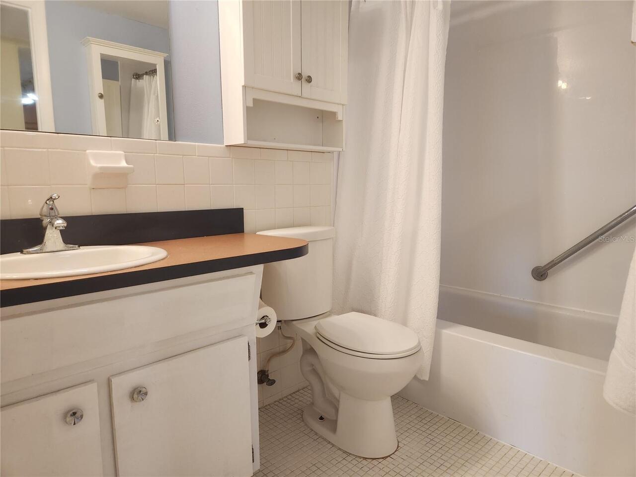 Listing Photo 11