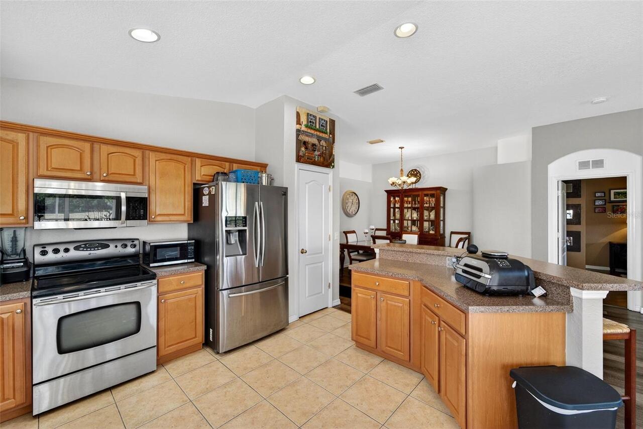 Listing Photo 12