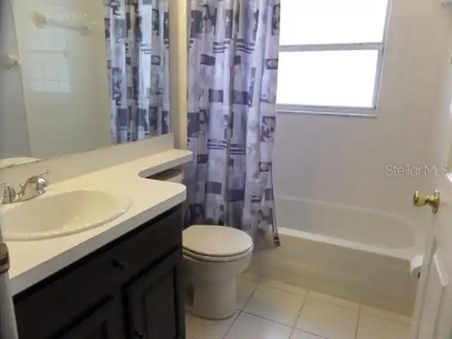 Listing Photo 12