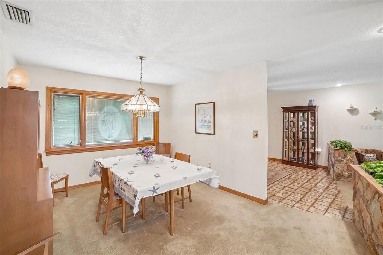 Listing Photo 9