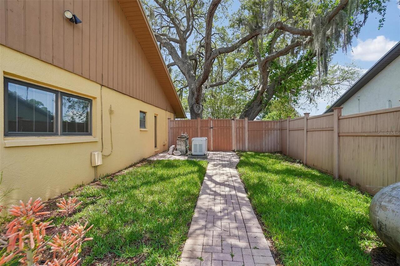 Listing Photo 34