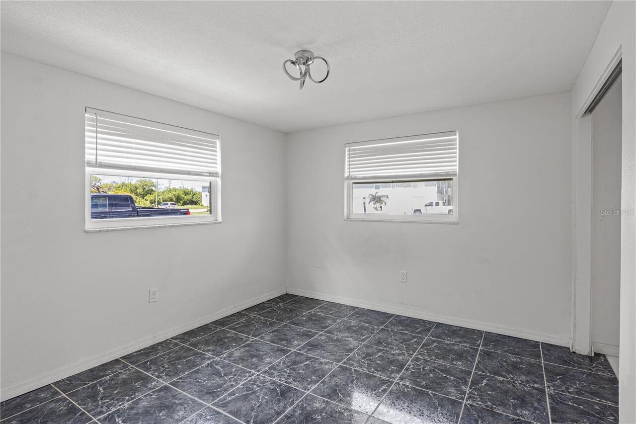 Listing Photo 32