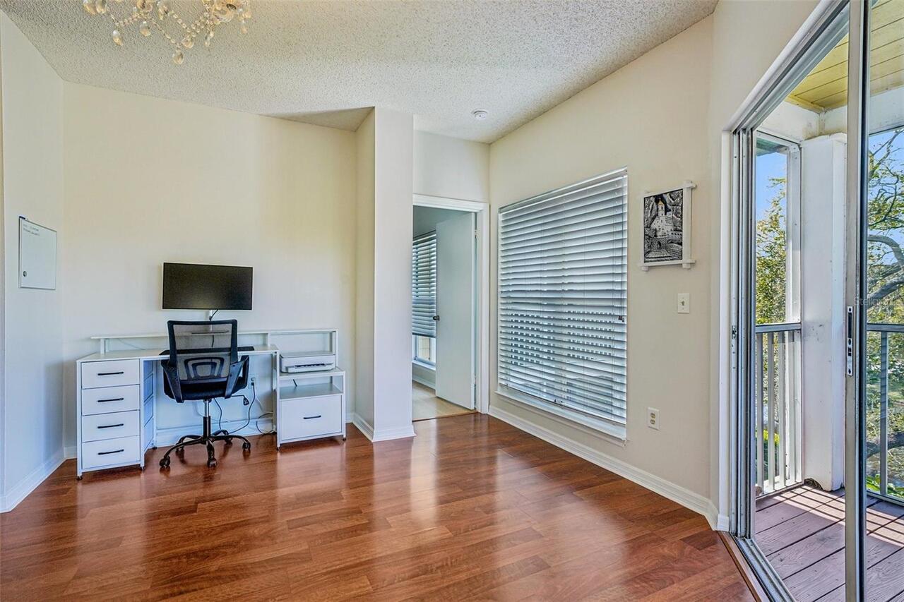 Listing Photo 16