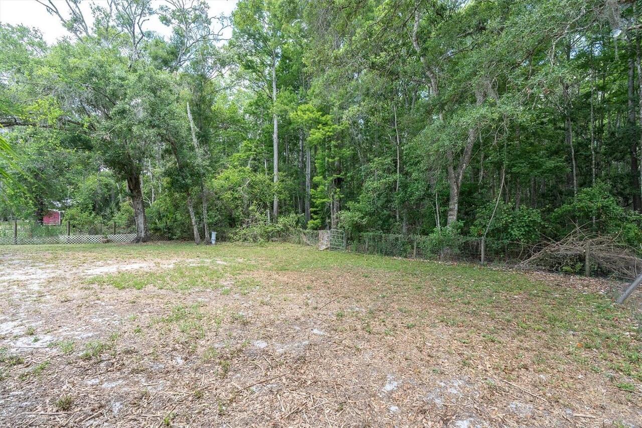 Listing Photo 8