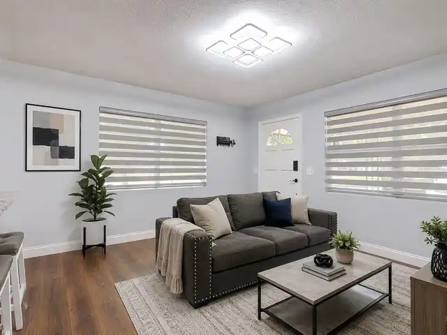 Listing Photo 8