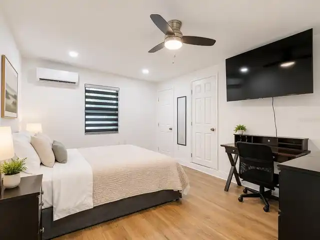 Listing Photo 14