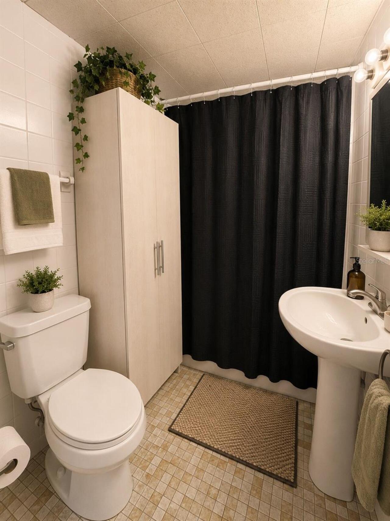 Listing Photo 9