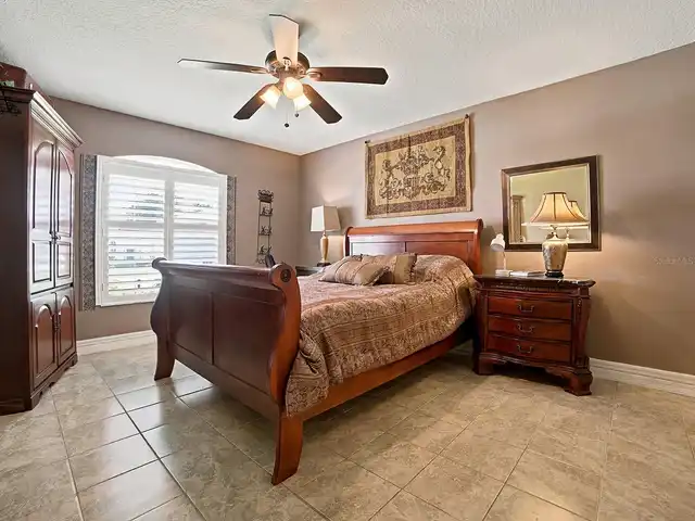 Listing Photo 13