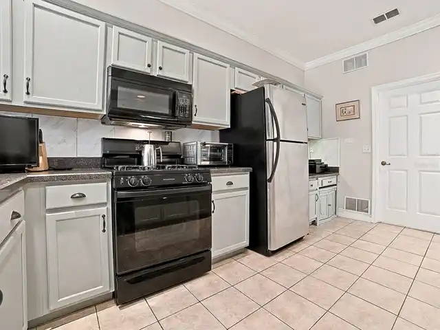 Listing Photo 27