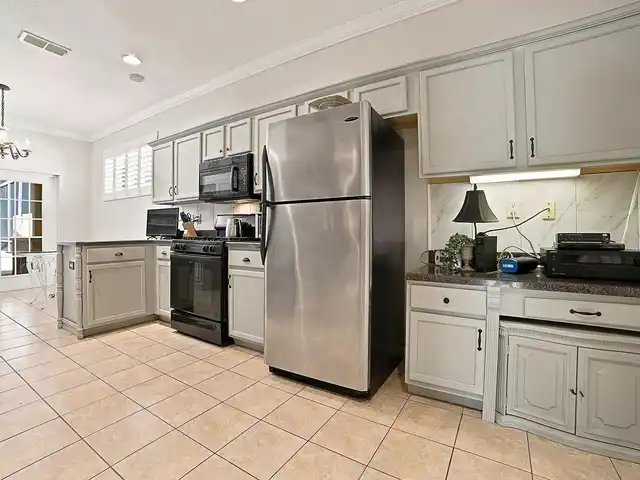 Listing Photo 29