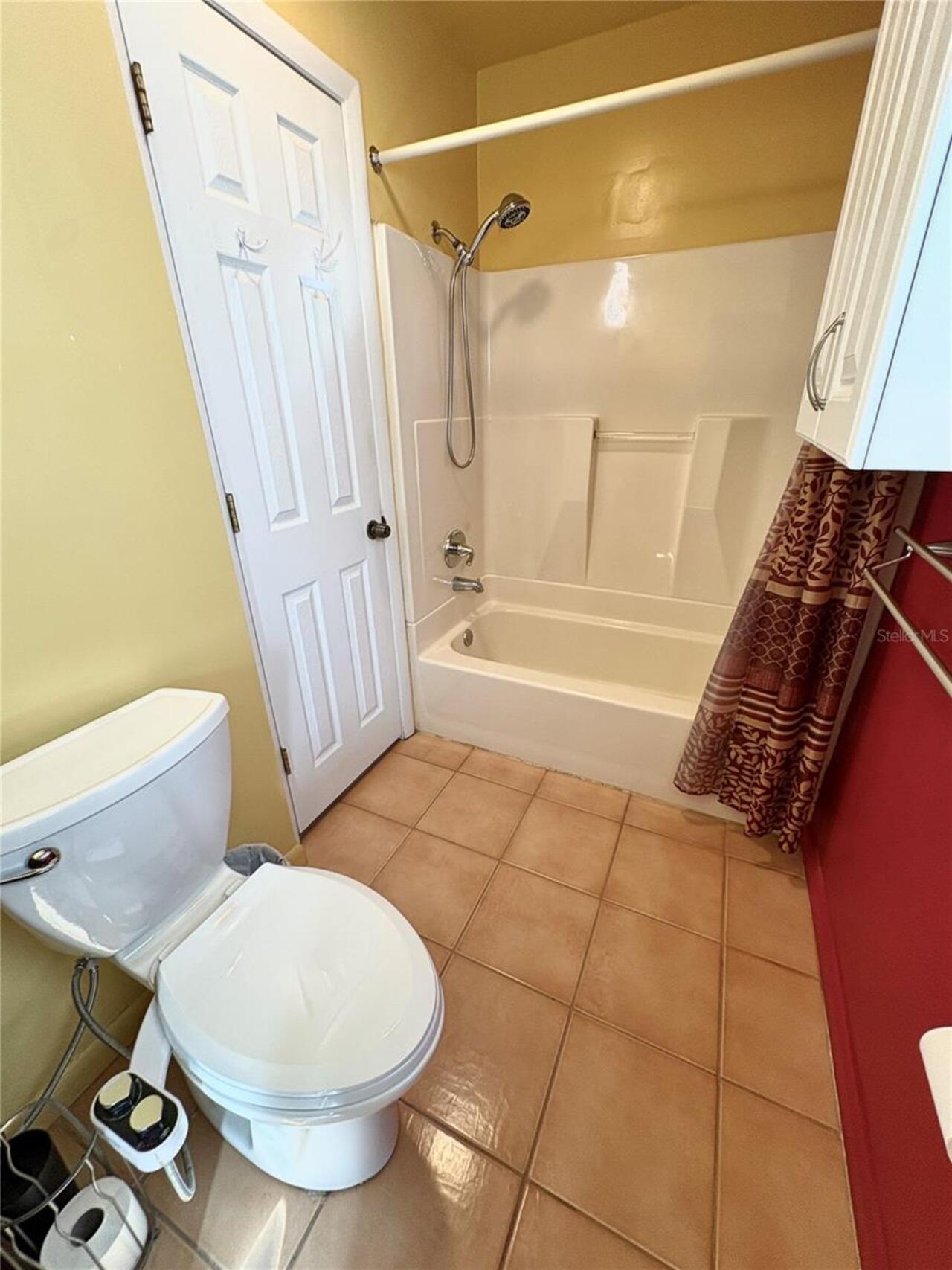 Listing Photo 16