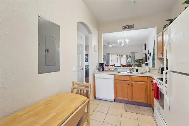 Listing Photo 9