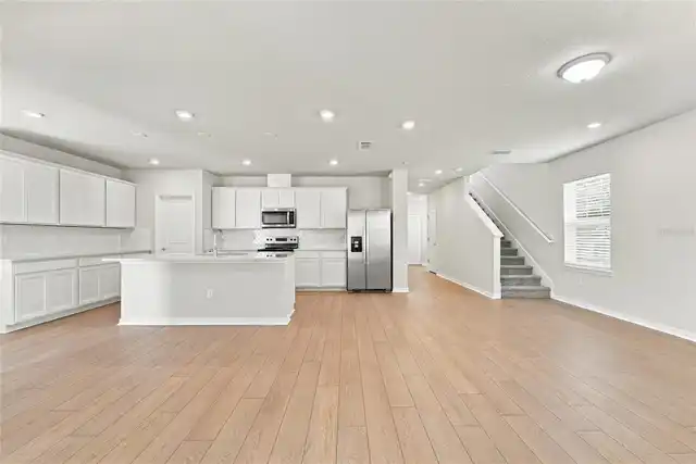 Listing Photo 9