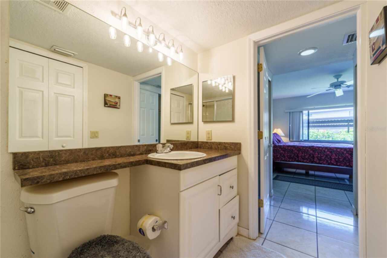 Listing Photo 12