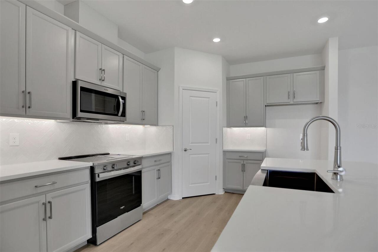 Listing Photo 37