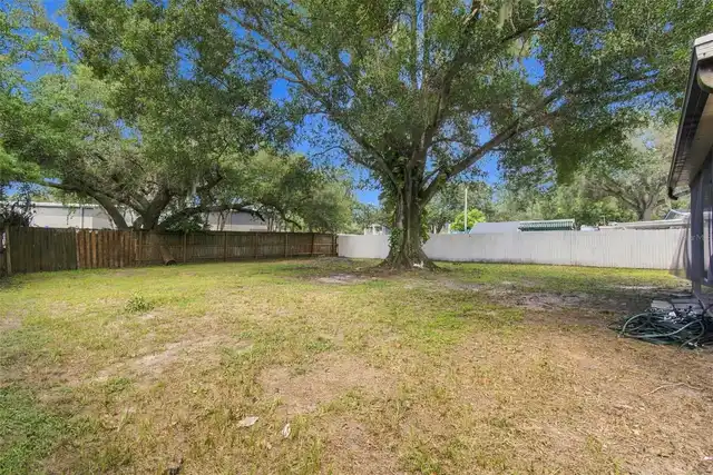 Listing Photo 23