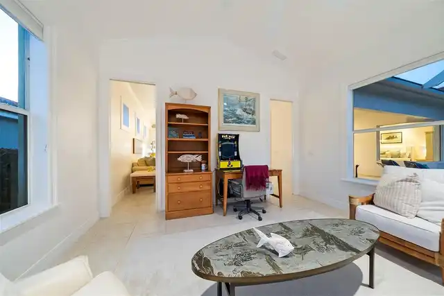 Listing Photo 18