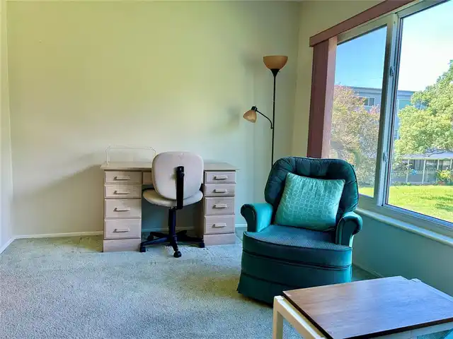 Listing Photo 14
