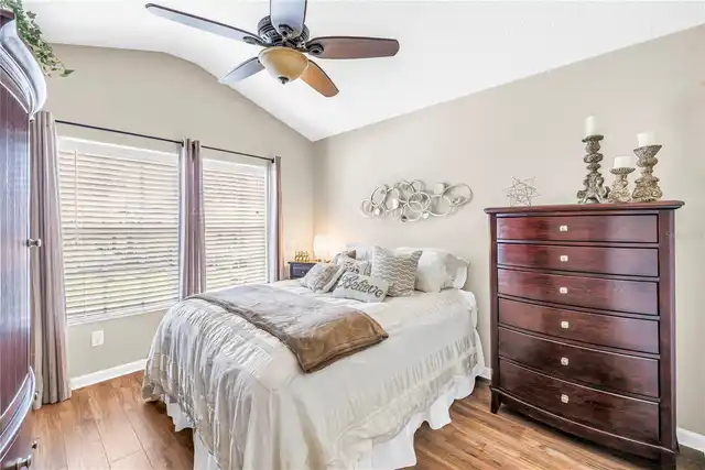 Listing Photo 21