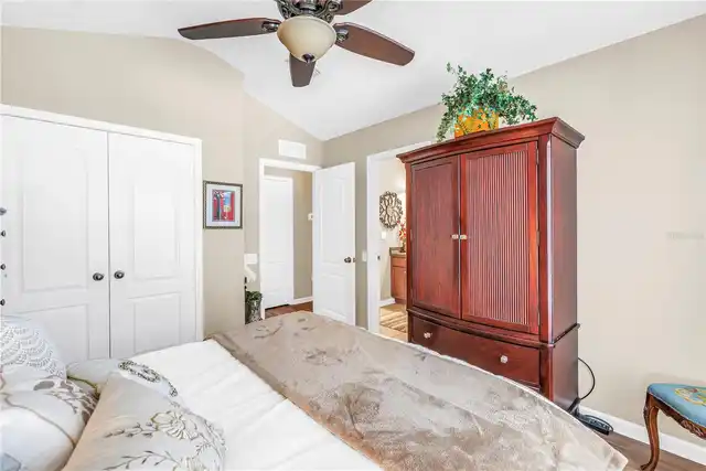 Listing Photo 22