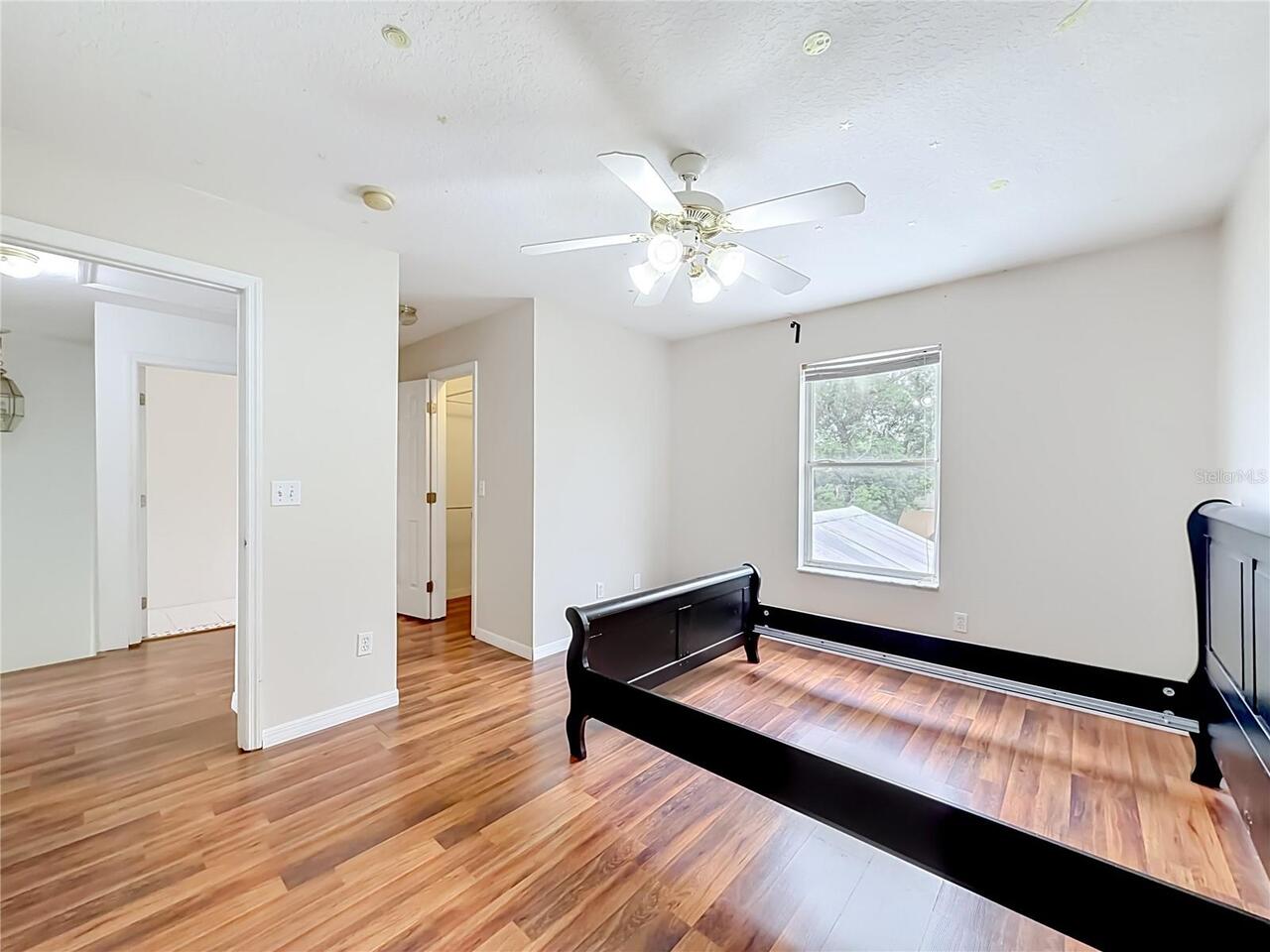 Listing Photo 37
