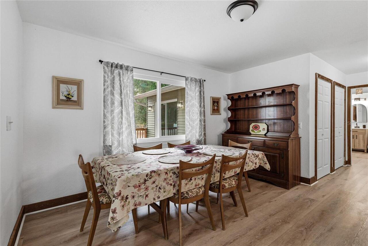 Listing Photo 16