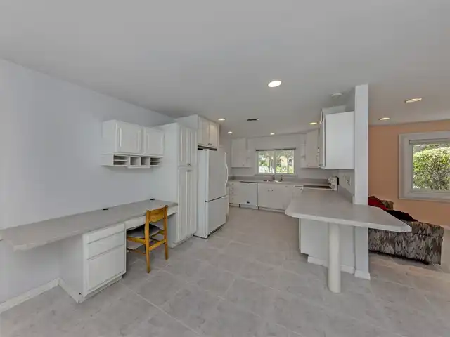 Listing Photo 13