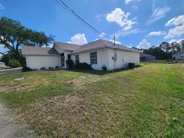 Listing Photo 6