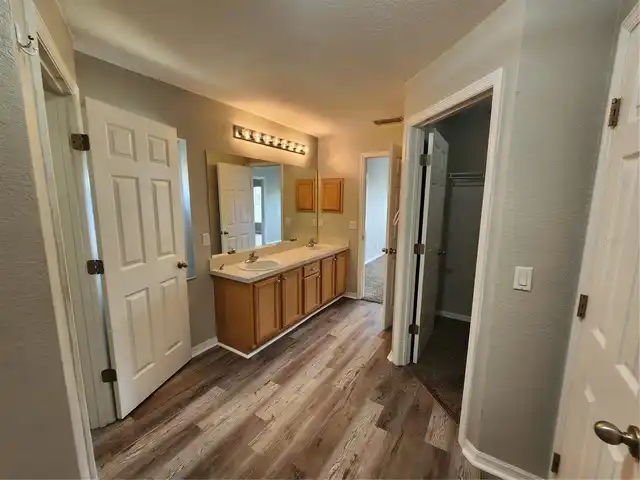 Listing Photo 25