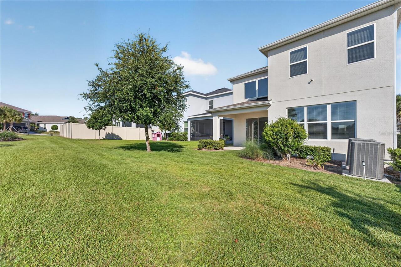 Listing Photo 11