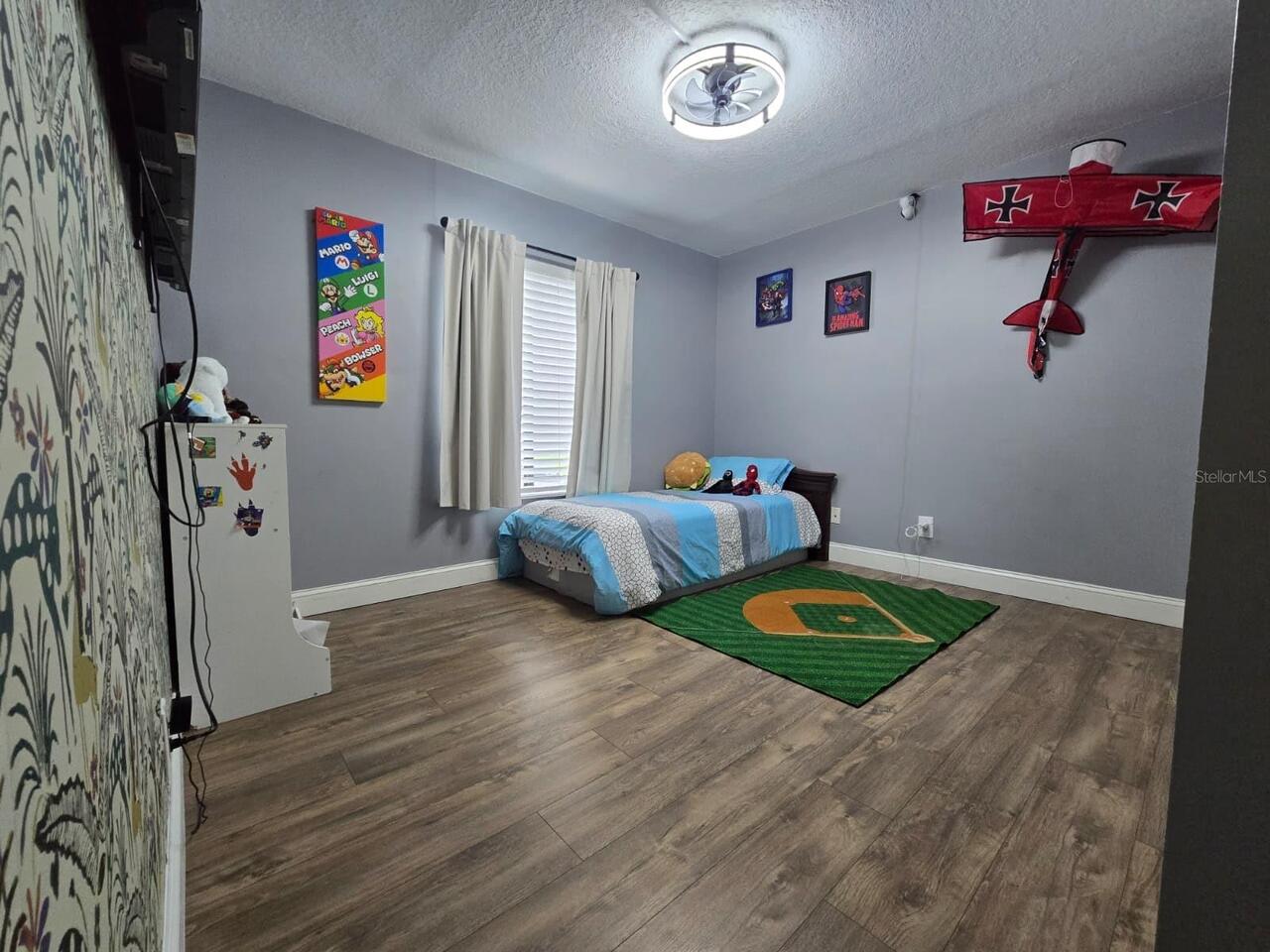 Listing Photo 8