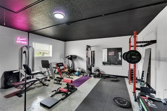 Listing Photo 36