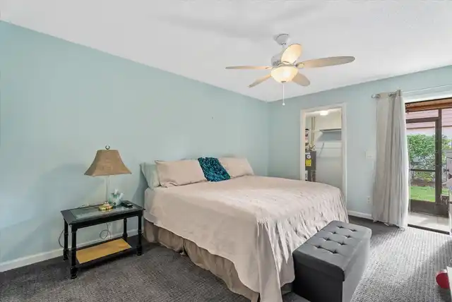 Listing Photo 12