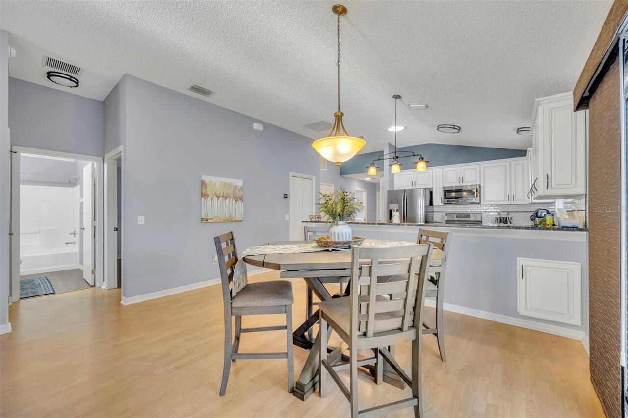 Listing Photo 17