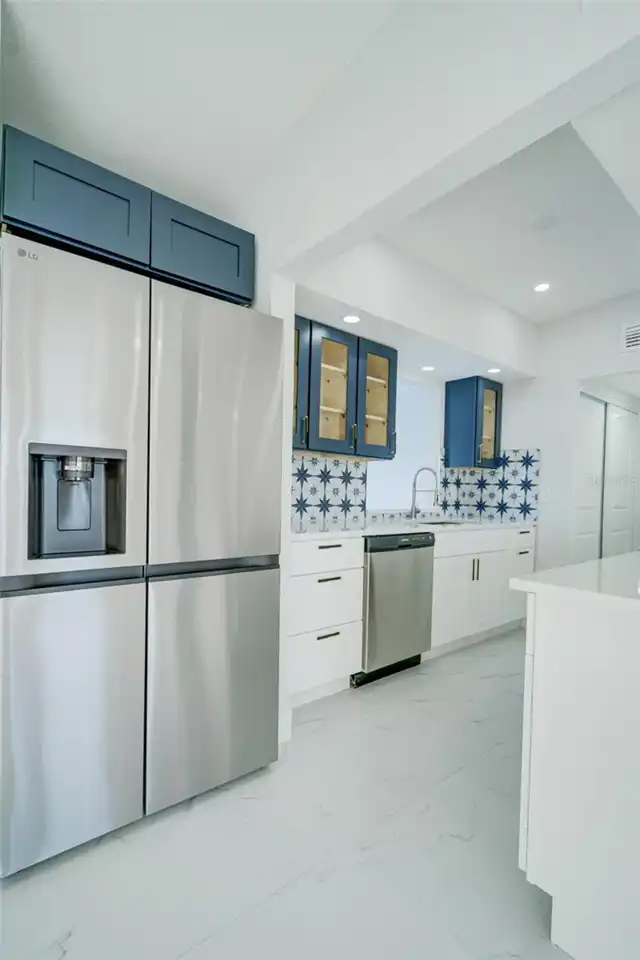 Listing Photo 12