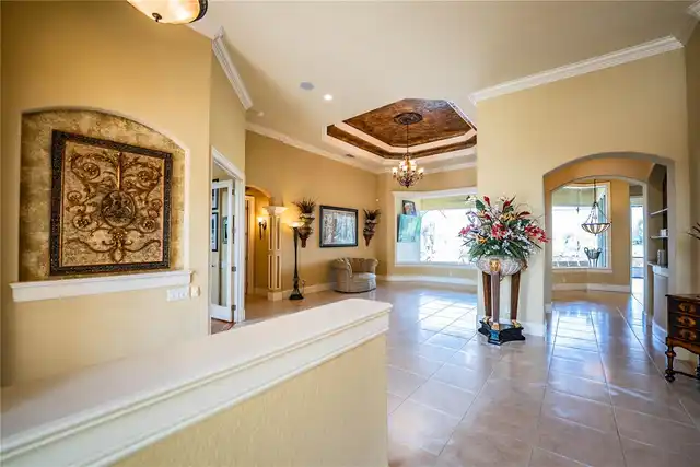 Listing Photo 12