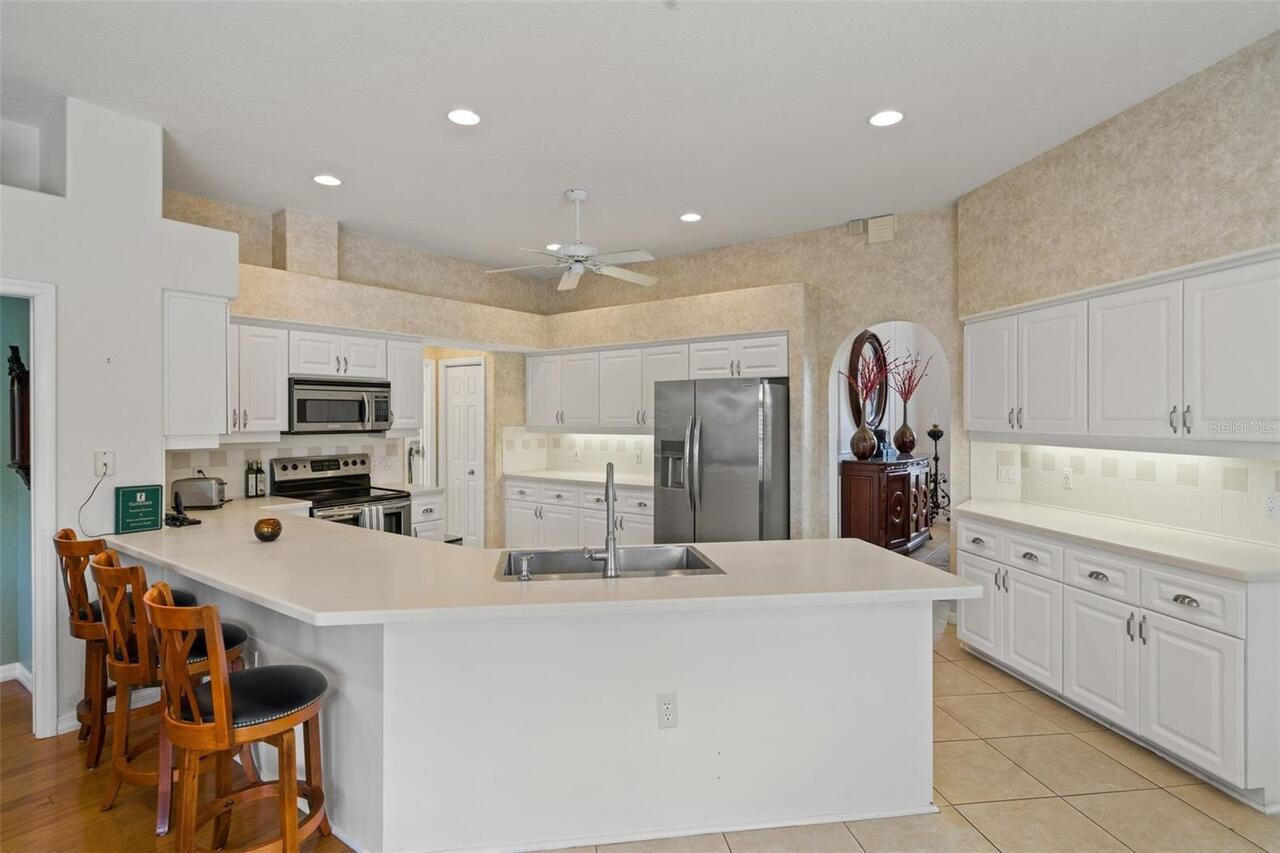 Listing Photo 9