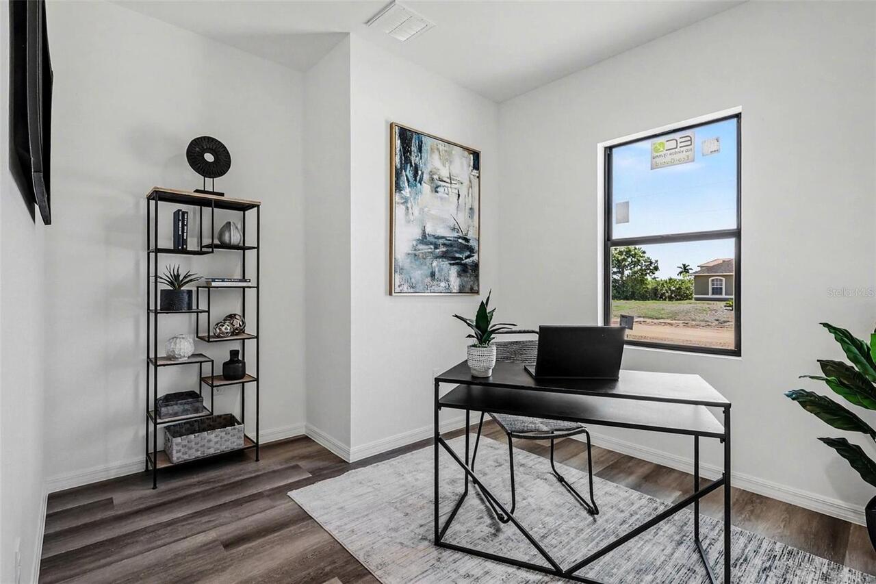 Listing Photo 18