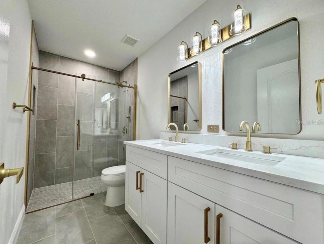 Listing Photo 11