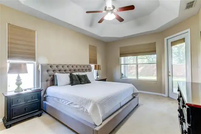 Listing Photo 9