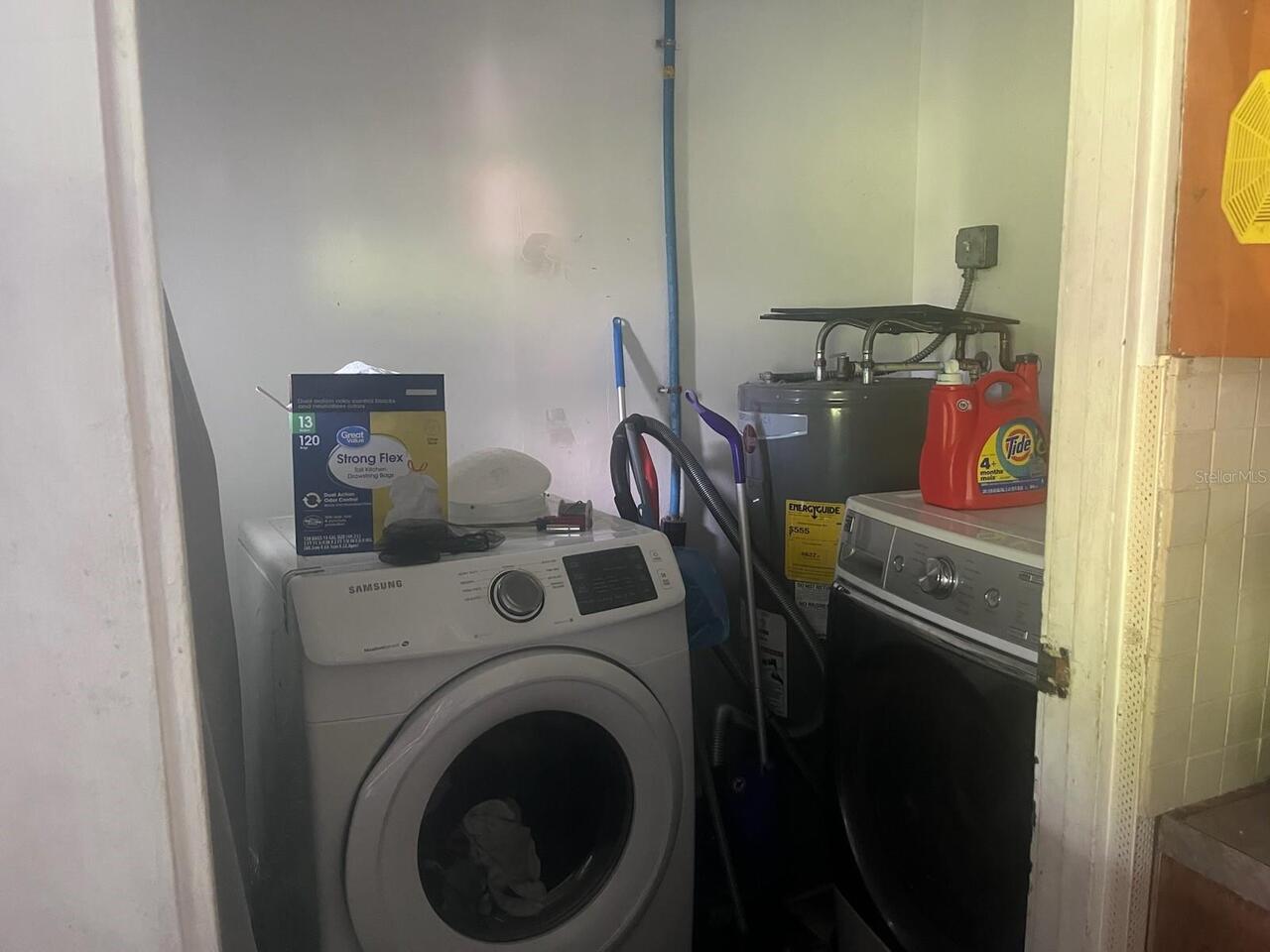 Listing Photo 11