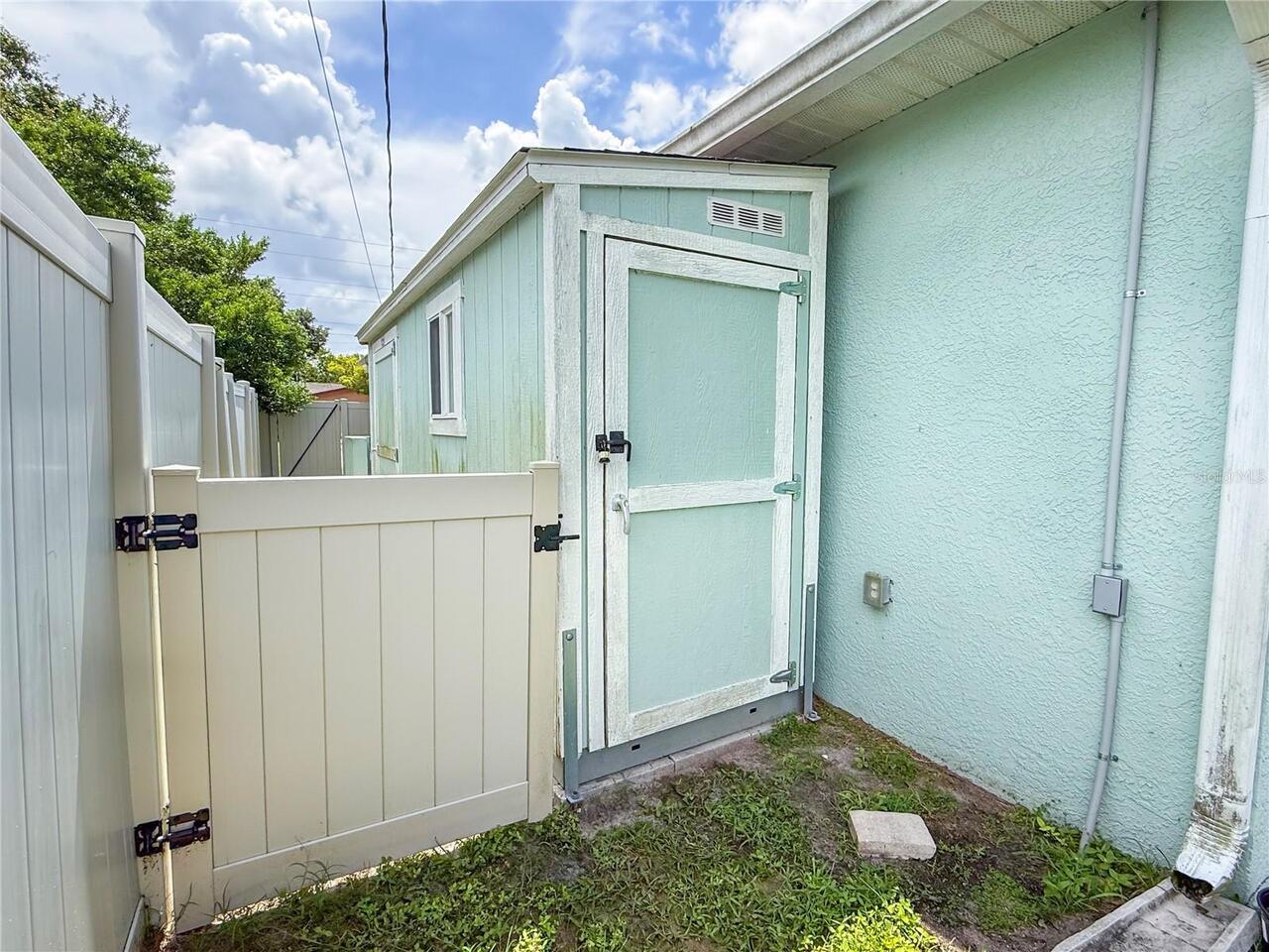Listing Photo 9