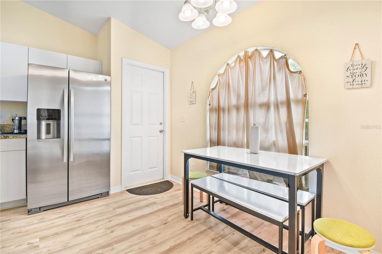 Listing Photo 17
