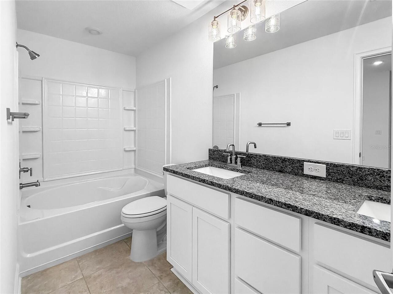 Listing Photo 9