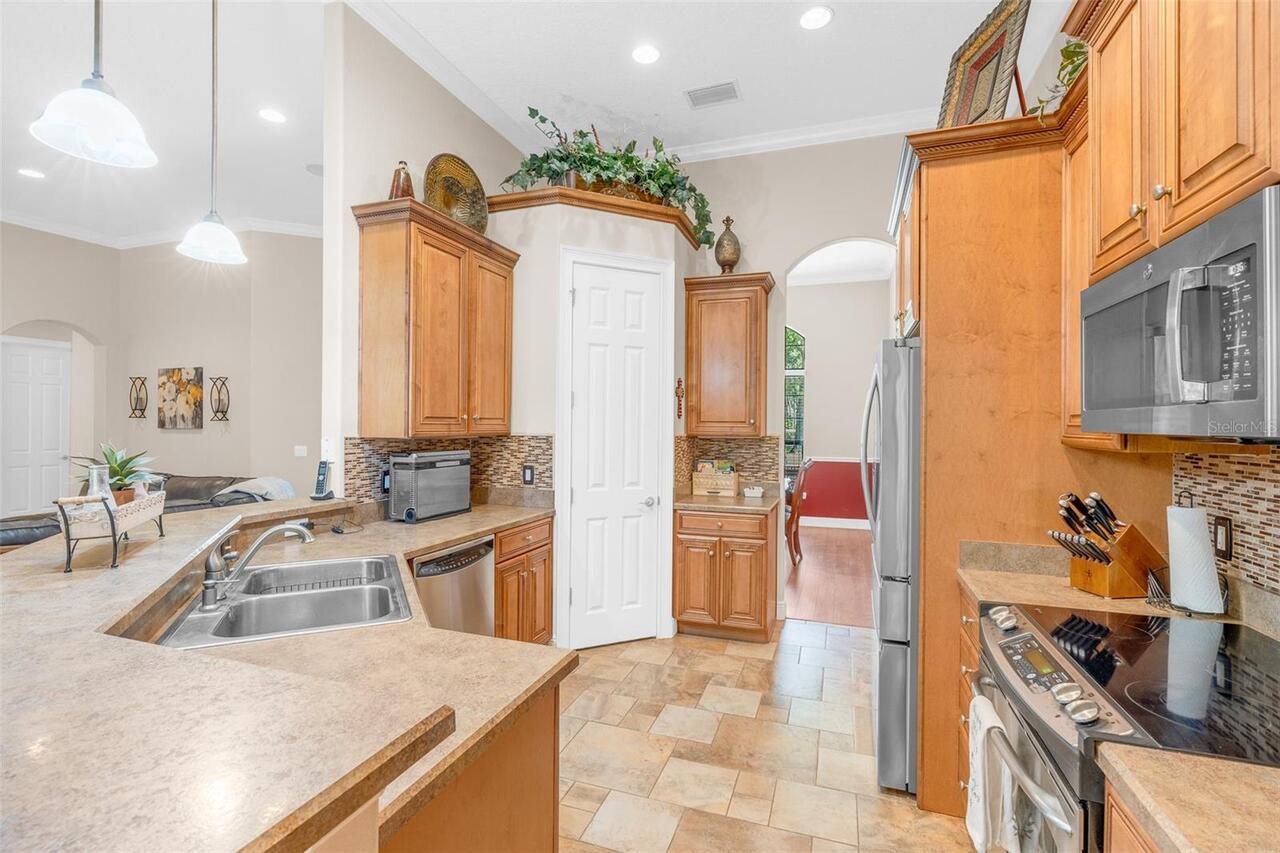 Listing Photo 17