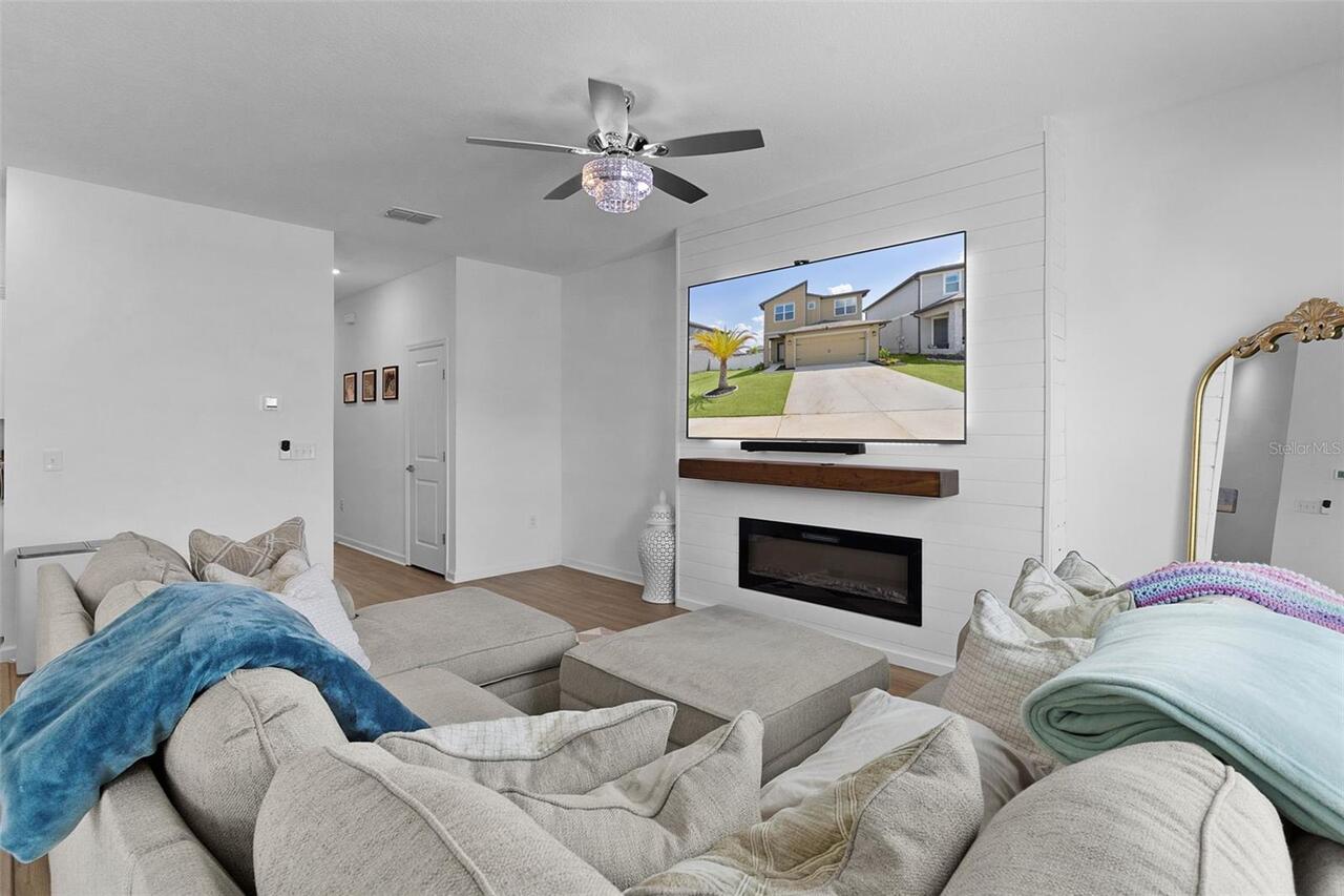 Listing Photo 9