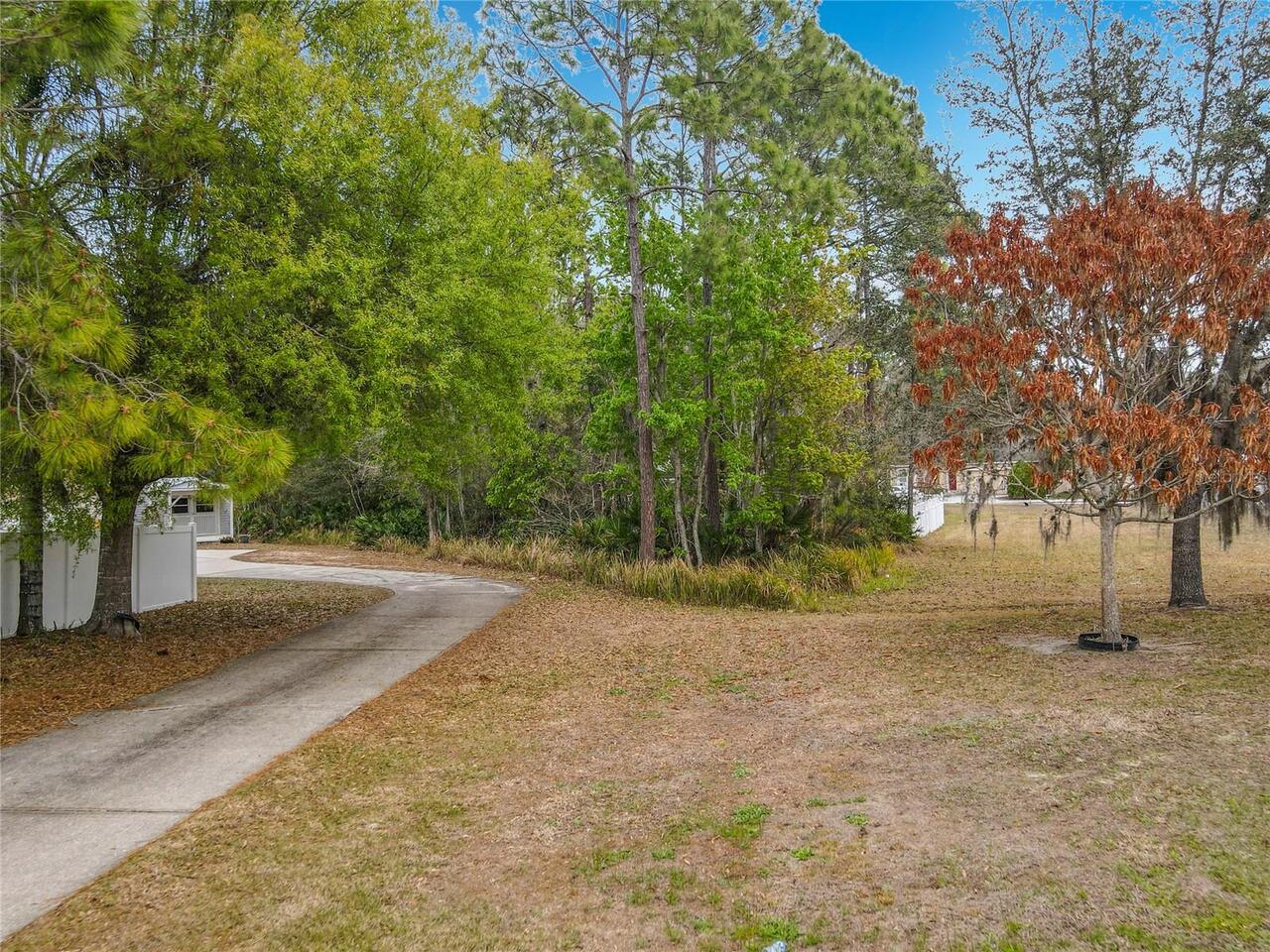 Listing Photo 9