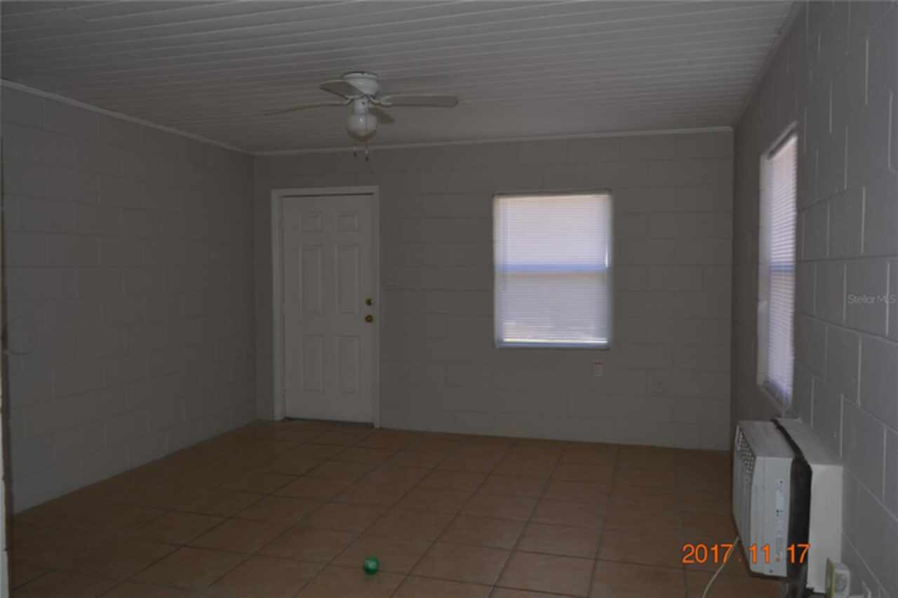 Listing Photo 9