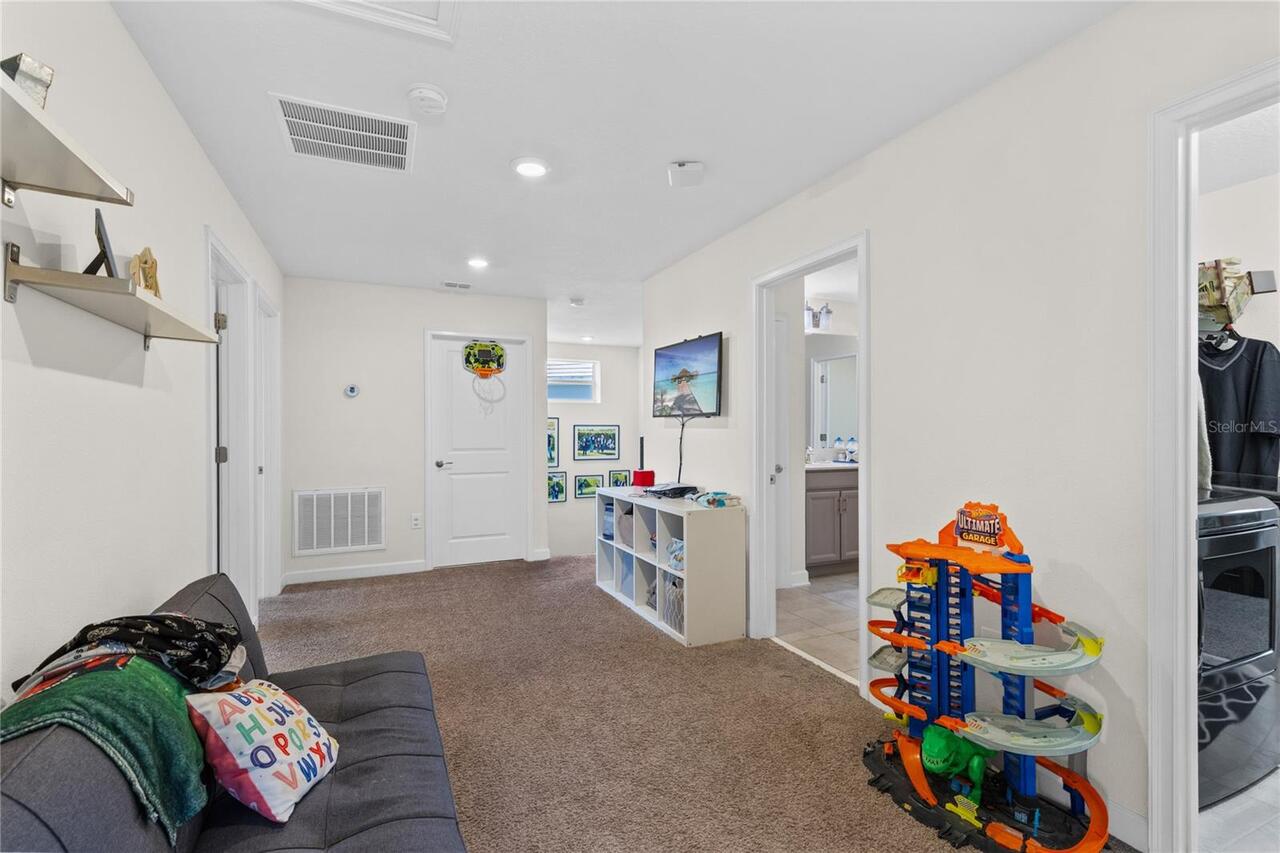 Listing Photo 14